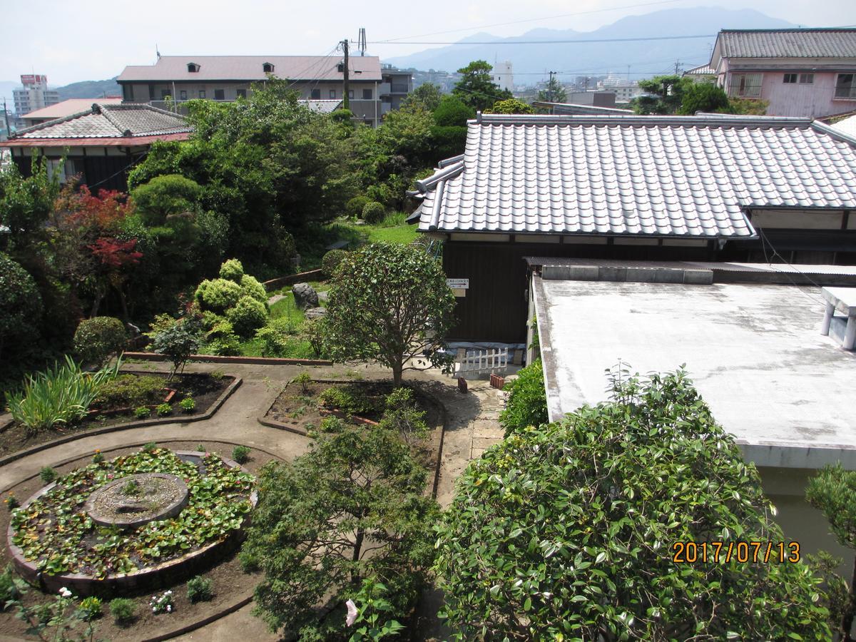 Yokoso Ryokan Беппу Экстерьер фото